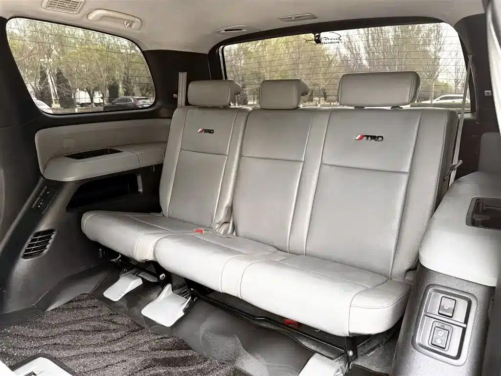 Sequoia 2016 5.7L Hennessy Edition — миниатюра 10