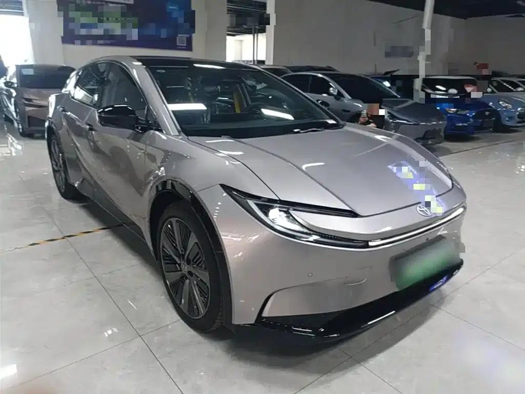 Toyota BZ5 2025 550 PRO — миниатюра 4