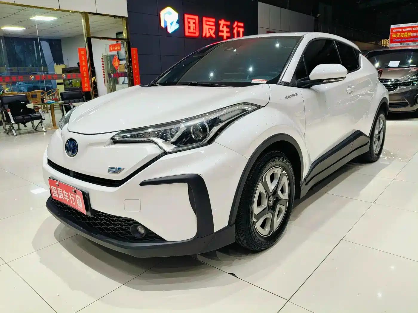 Toyota C-HR EV 2020 Luxury Sunroof Edition — миниатюра 1
