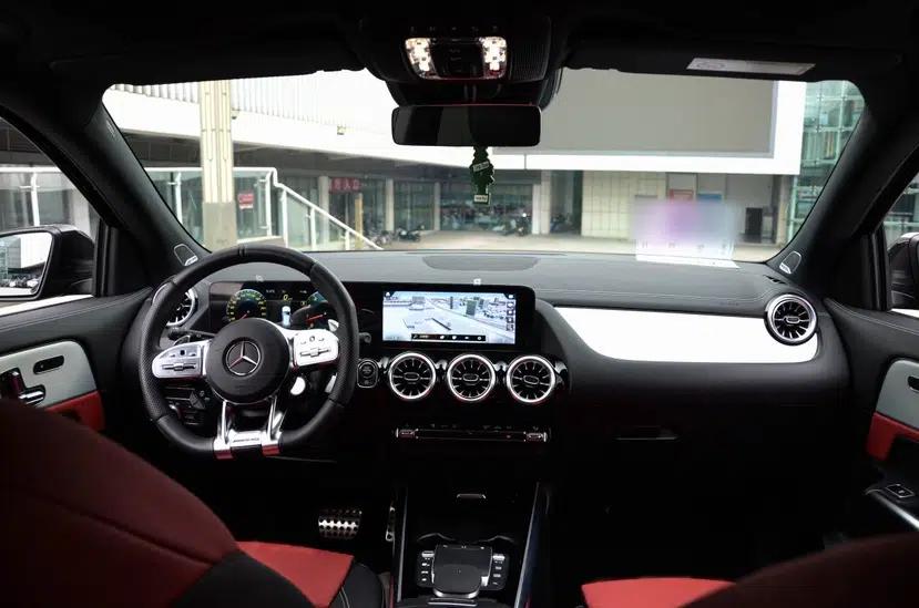 Mercedes-Benz GLA AMG 2022 AMG GLA 35 4MATIC — миниатюра 14