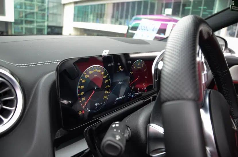 Mercedes-Benz GLA AMG 2022 AMG GLA 35 4MATIC — миниатюра 15