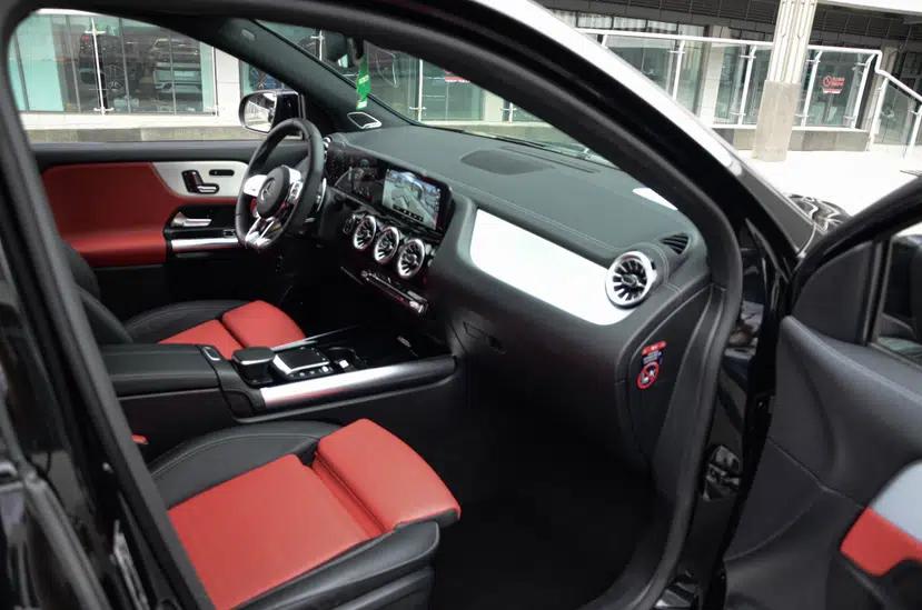 Mercedes-Benz GLA AMG 2022 AMG GLA 35 4MATIC — миниатюра 18
