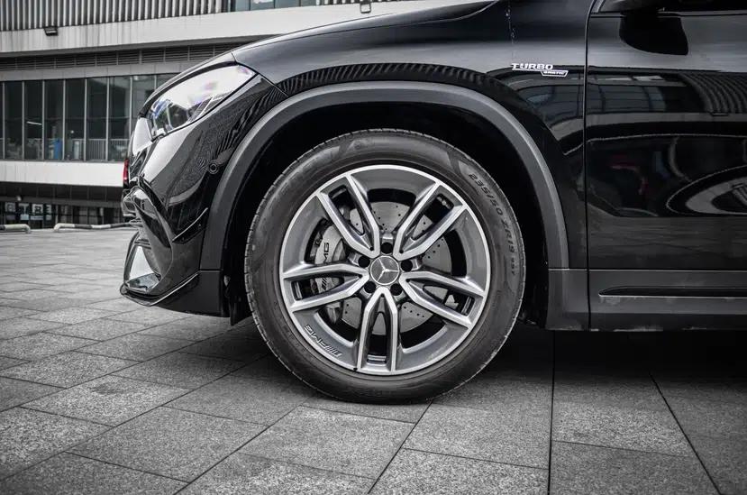 Mercedes-Benz GLA AMG 2022 AMG GLA 35 4MATIC — миниатюра 8