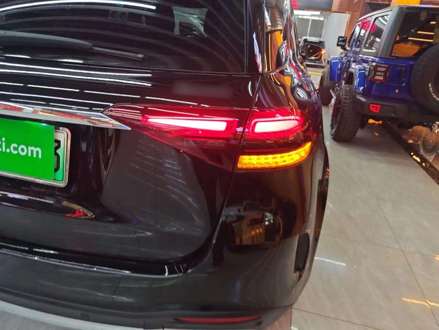 Mercedes-Benz GLE New Energy 2024 GLE 400 e 4MATIC — миниатюра 7