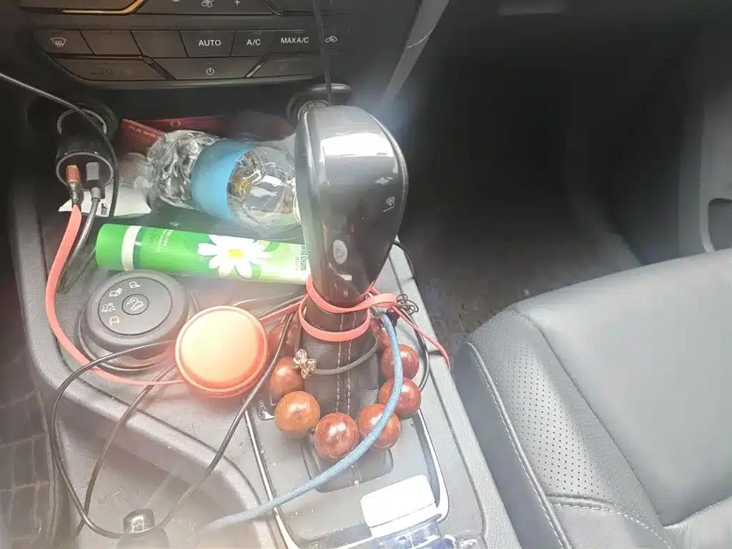 2016 Ford Everest 2.0T Gasoline Automatic 4WD Flagship Edition — миниатюра 7