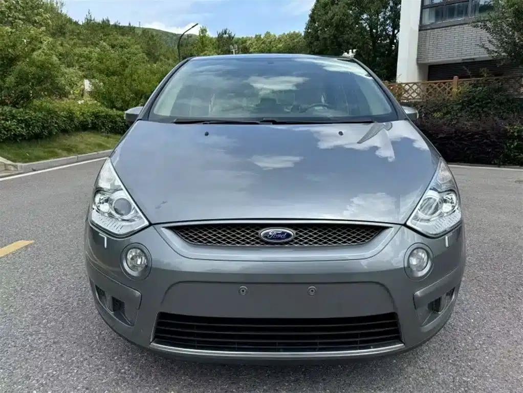 Maxx 2008 2.3L 7-seater Luxury — миниатюра 1