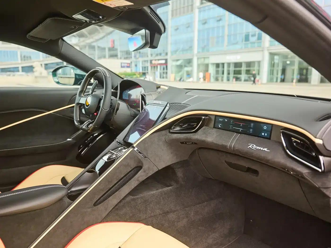 Roma 2020 3.9T V8 — миниатюра 16