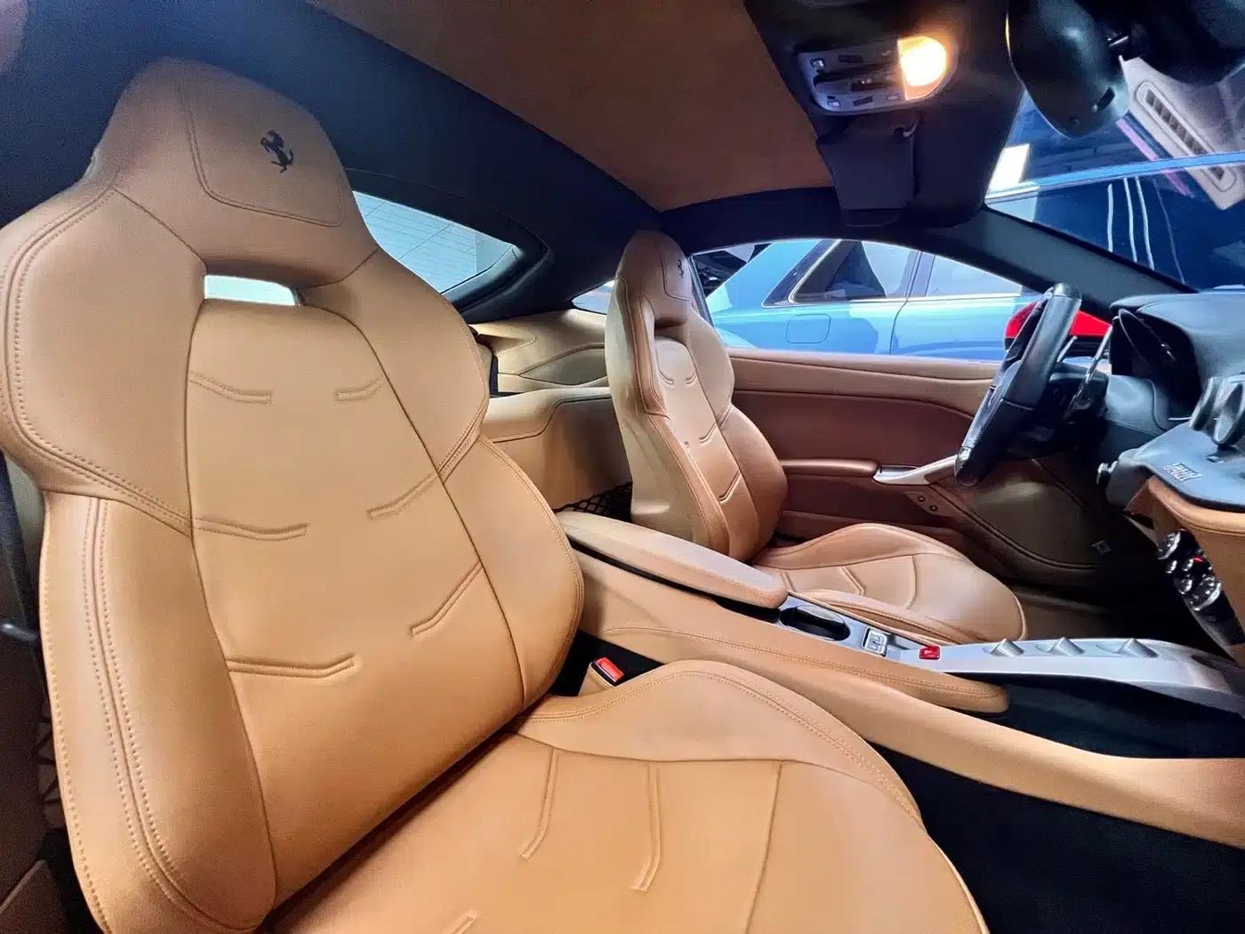 2013 F12berlinetta 6.3L Standard Model — миниатюра 12