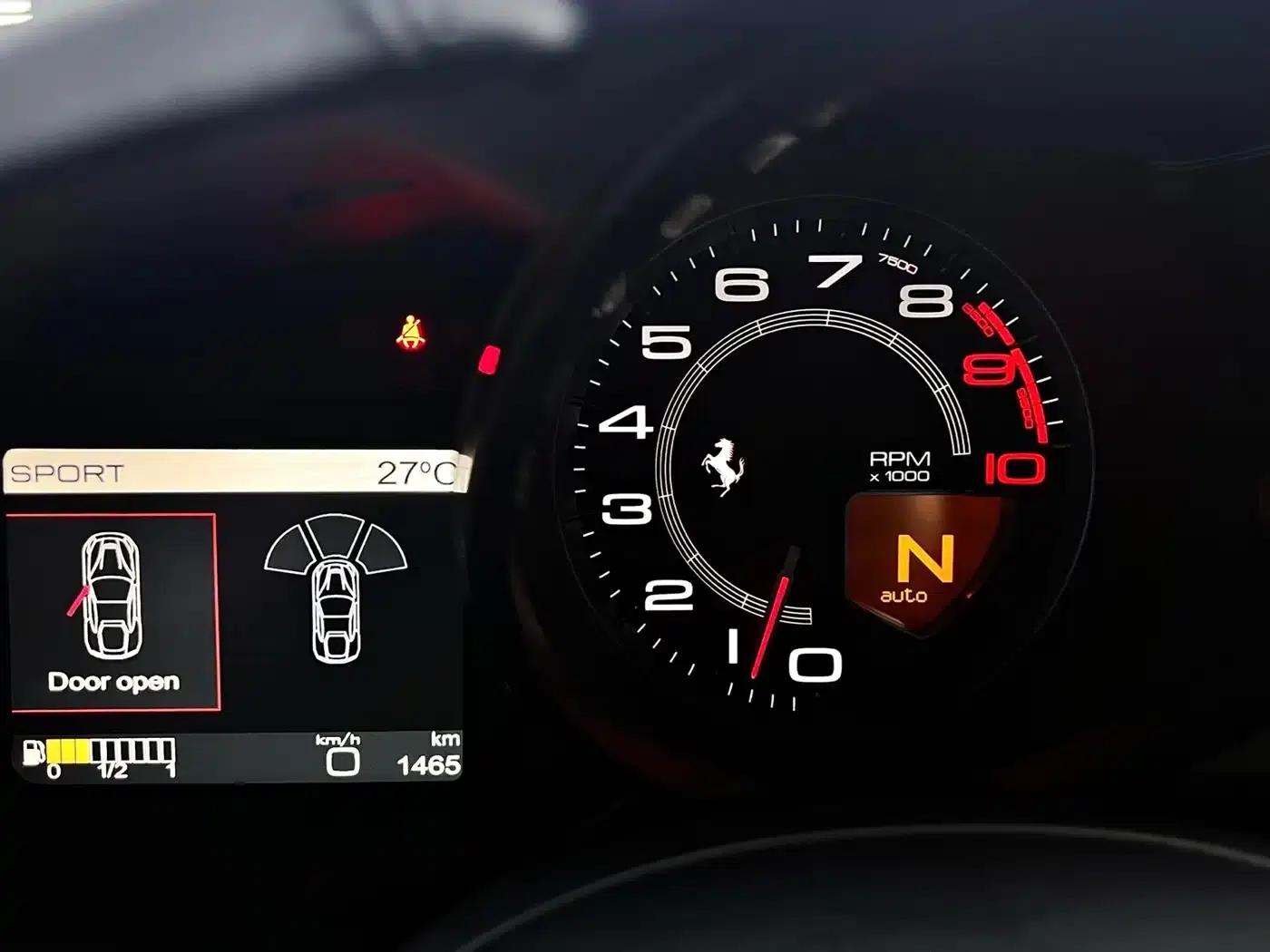 2013 F12berlinetta 6.3L Standard Model — миниатюра 14
