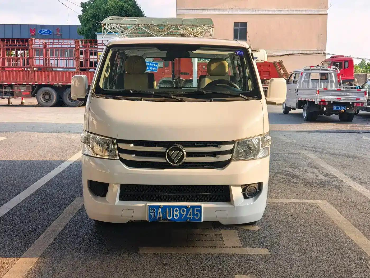 Fengjing G7 2017 2.0L Short Wheelbase Commercial Van Flat Top 6 Seats 4Q20M — миниатюра 1