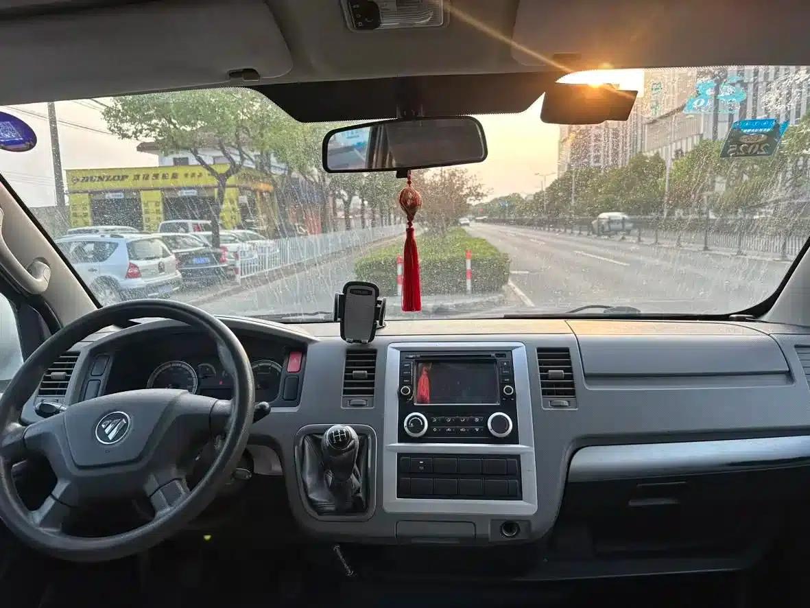 Fengjing G7 2017 2.0L Long Wheelbase Commercial Van High Roof 6 Seats 4Q20M — миниатюра 7