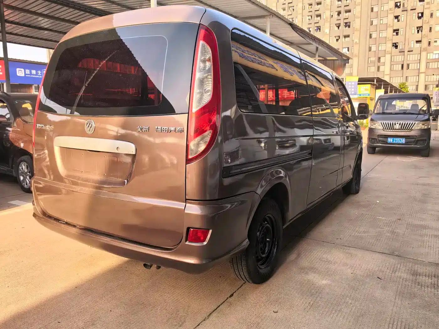 2016 MPV E 2.0L Express Edition 4Gi-VVT — миниатюра 5