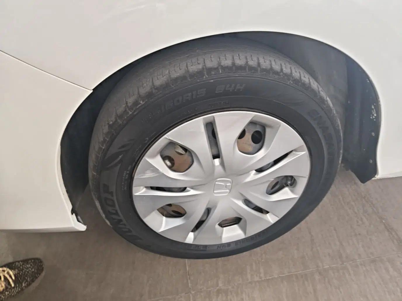 Honda Greiz 2016 1.5L CVT Classic Edition — миниатюра 8