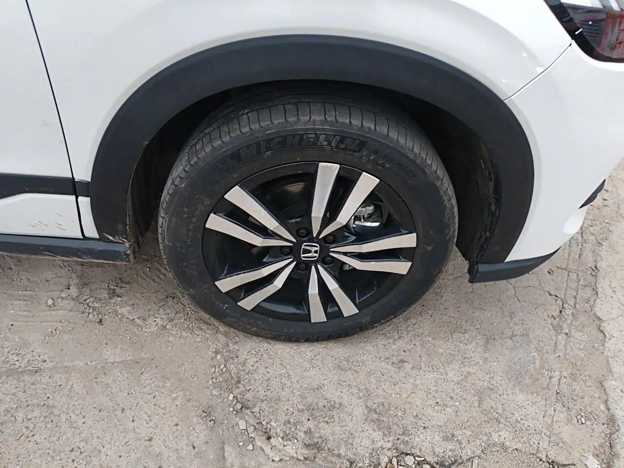 Honda HR-V 2023 240TURBO Prestige Edition — миниатюра 8