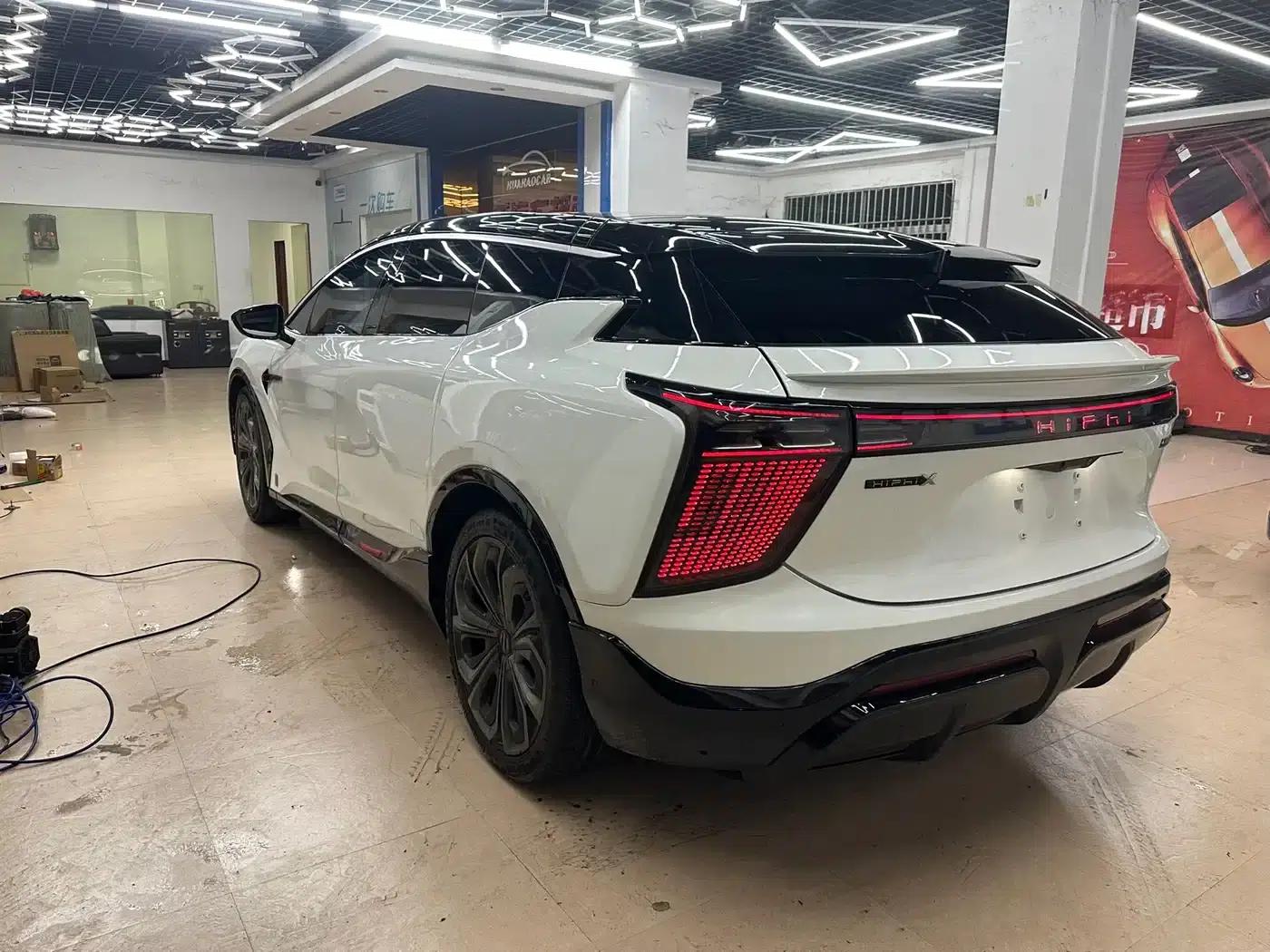 HiPhi X 2021 Flagship Edition 6-seater — миниатюра 4