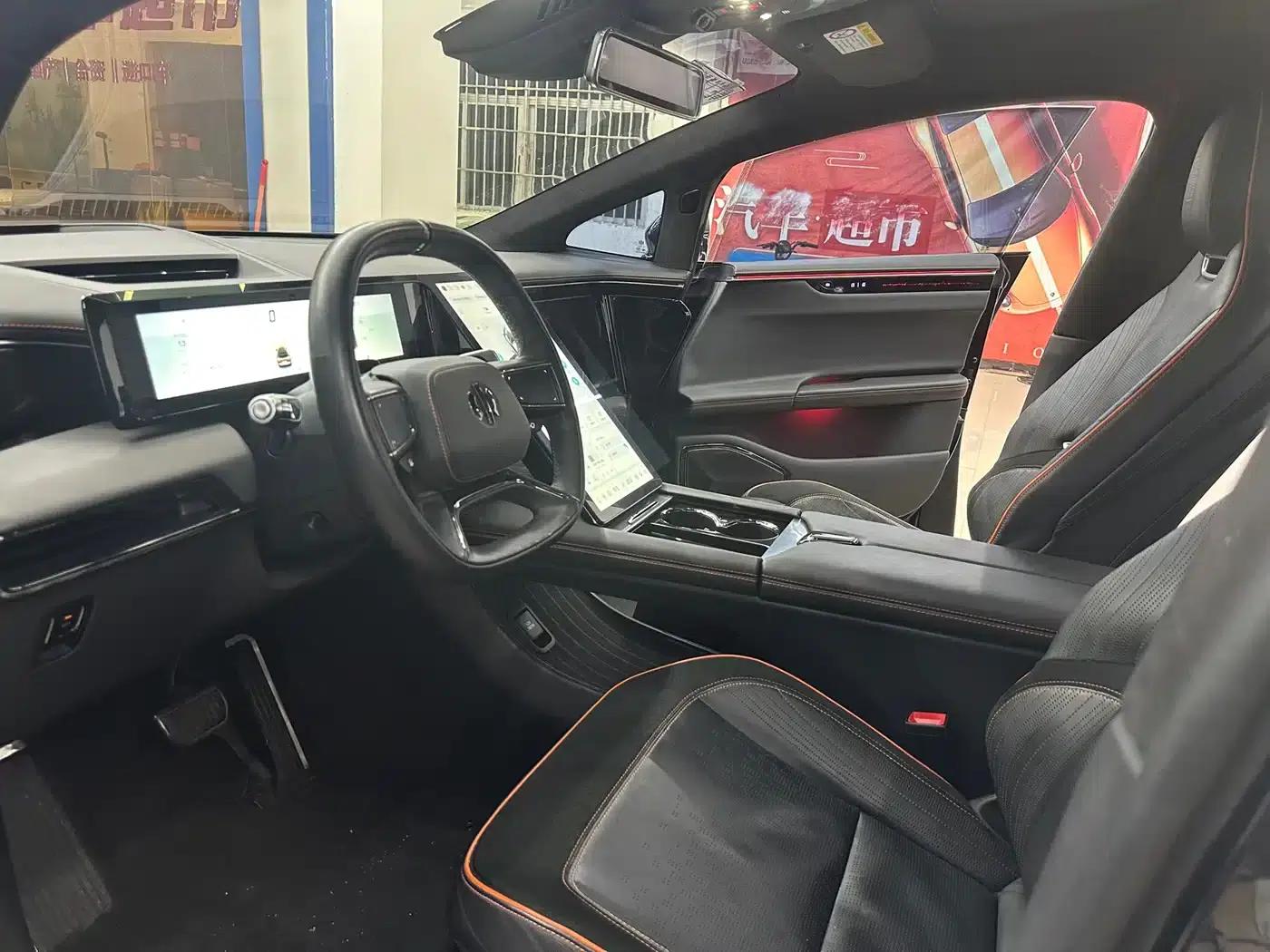 HiPhi X 2021 Flagship Edition 6-seater — миниатюра 7
