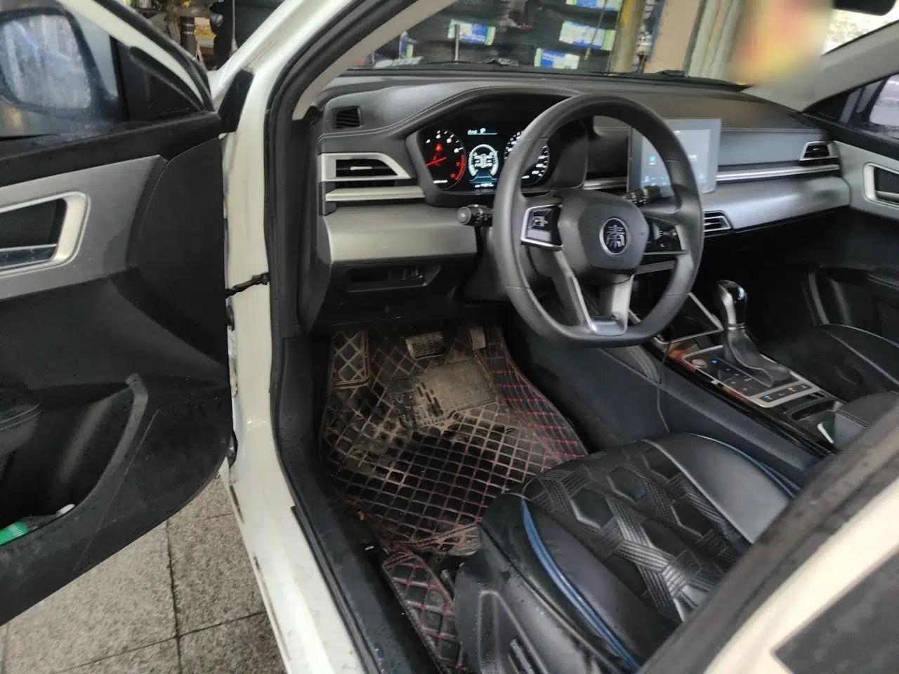 BYD Qin 2019 1.5L Automatic Luxury Model — миниатюра 17