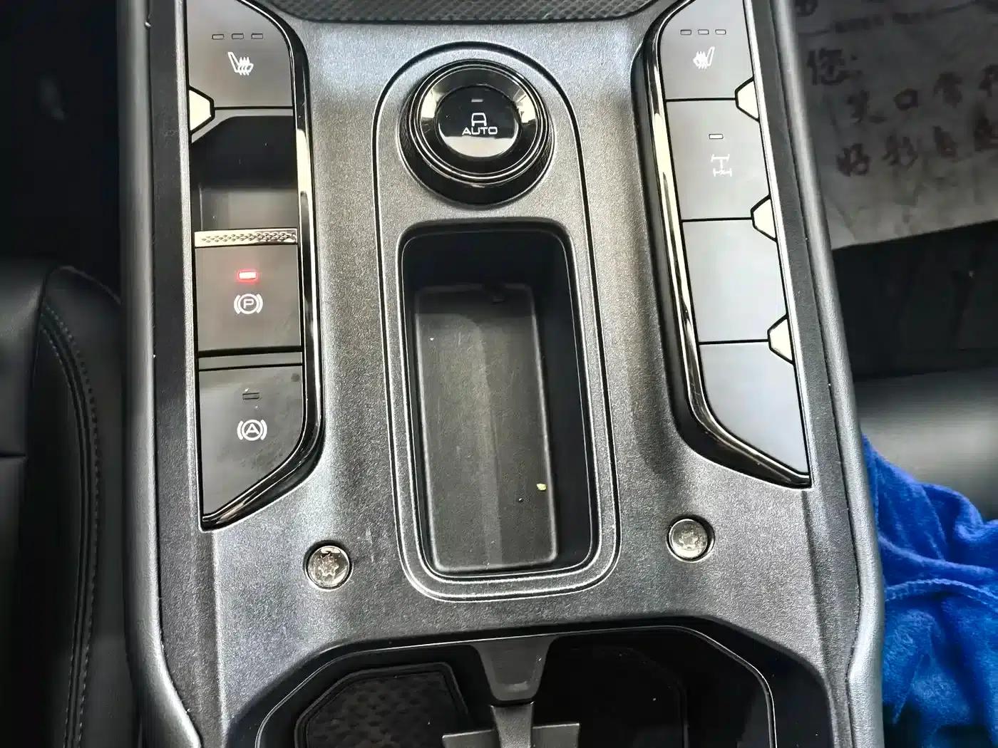 Haval Raptor 2025 Fuel-Powered 2.0T 4WD Pro — миниатюра 8