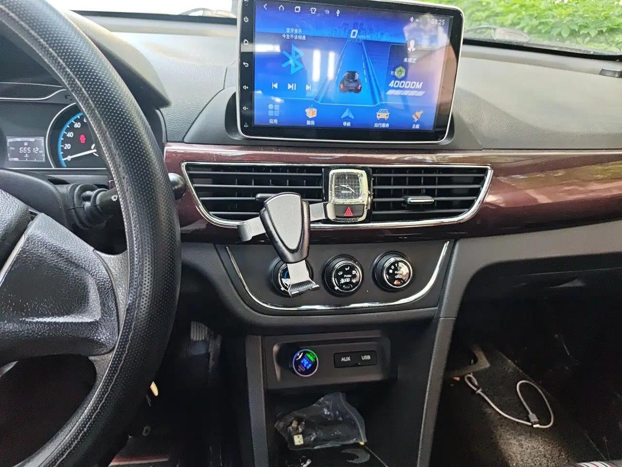 Baojun 630 2016 1.5L Manual Standard Edition — миниатюра 14