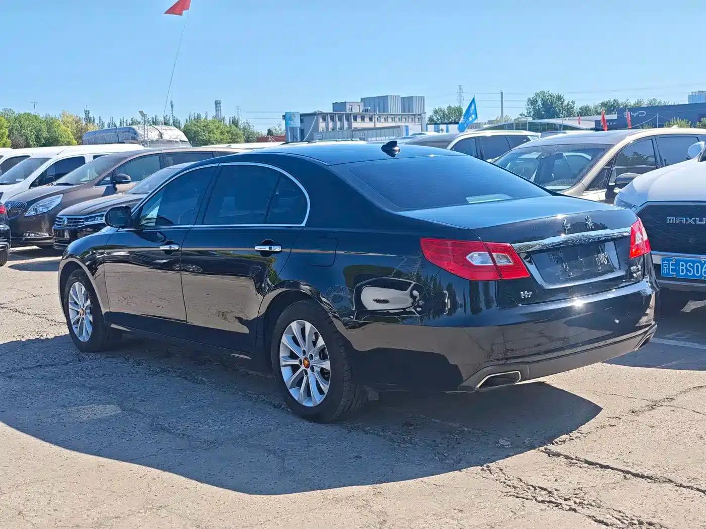 Hongqi H7 2015 2.0T Luxury Edition — миниатюра 4