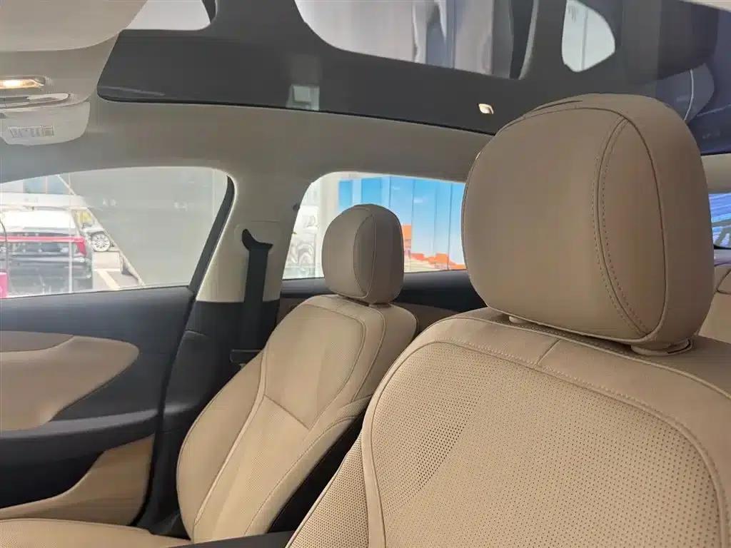 Hongqi Tiangong 05 2025 Model 550 Smart Selection Edition — миниатюра 6