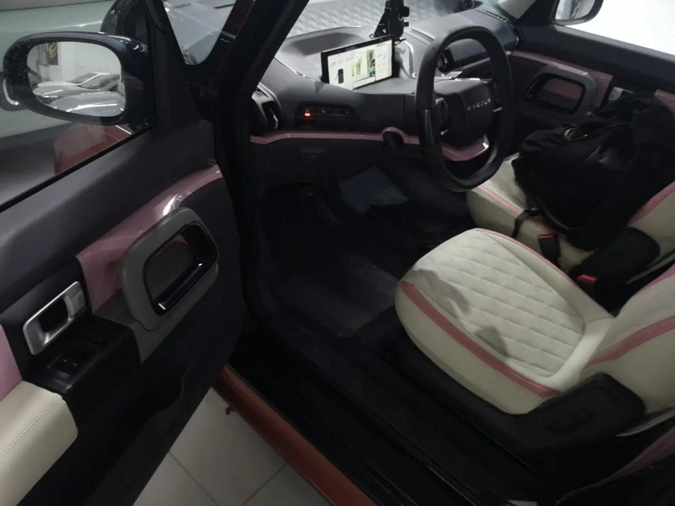 Baojun E300 2020 Star Travel Edition — миниатюра 18