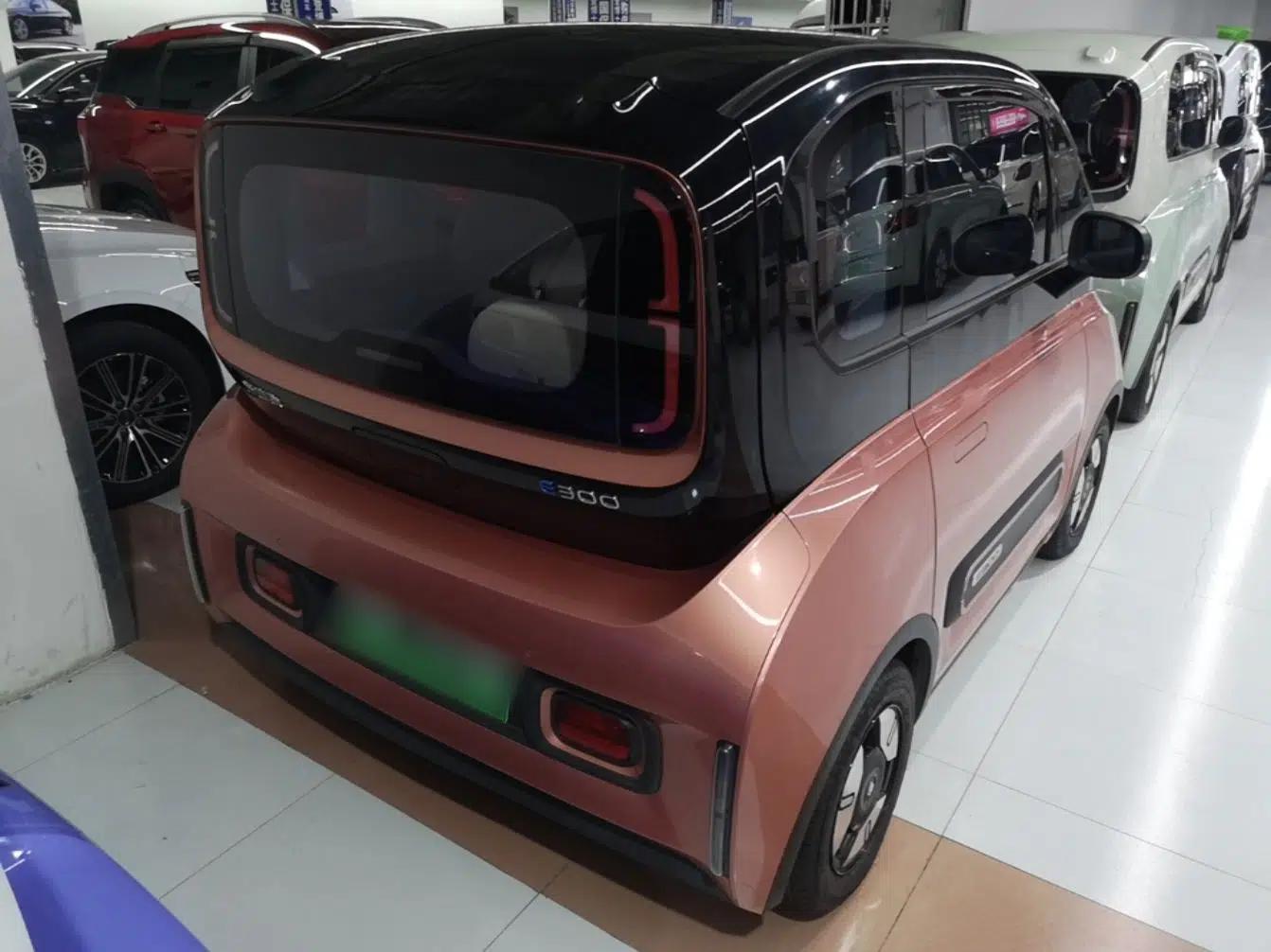 Baojun E300 2020 Star Travel Edition — миниатюра 4