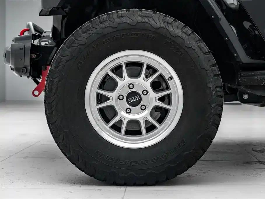 Gladiator 2022 3.6L First Edition — миниатюра 17