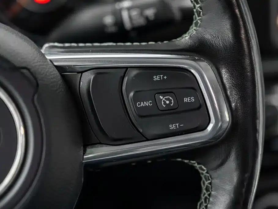 Gladiator 2022 3.6L First Edition — миниатюра 39