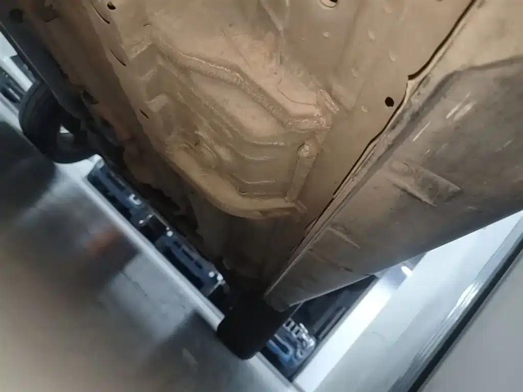 2014 Jeep Compass 2.4L Sport Edition — миниатюра 21
