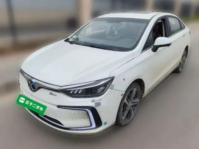 BAIC Beijing EU5 2018 R500 Smart Wind Edition