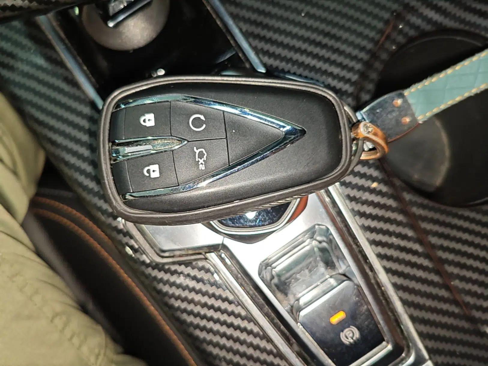 CHANGAN UNI-V iDD 2023 ZhiDian iDD 1.5T 113km ZhiKu Model — миниатюра 12