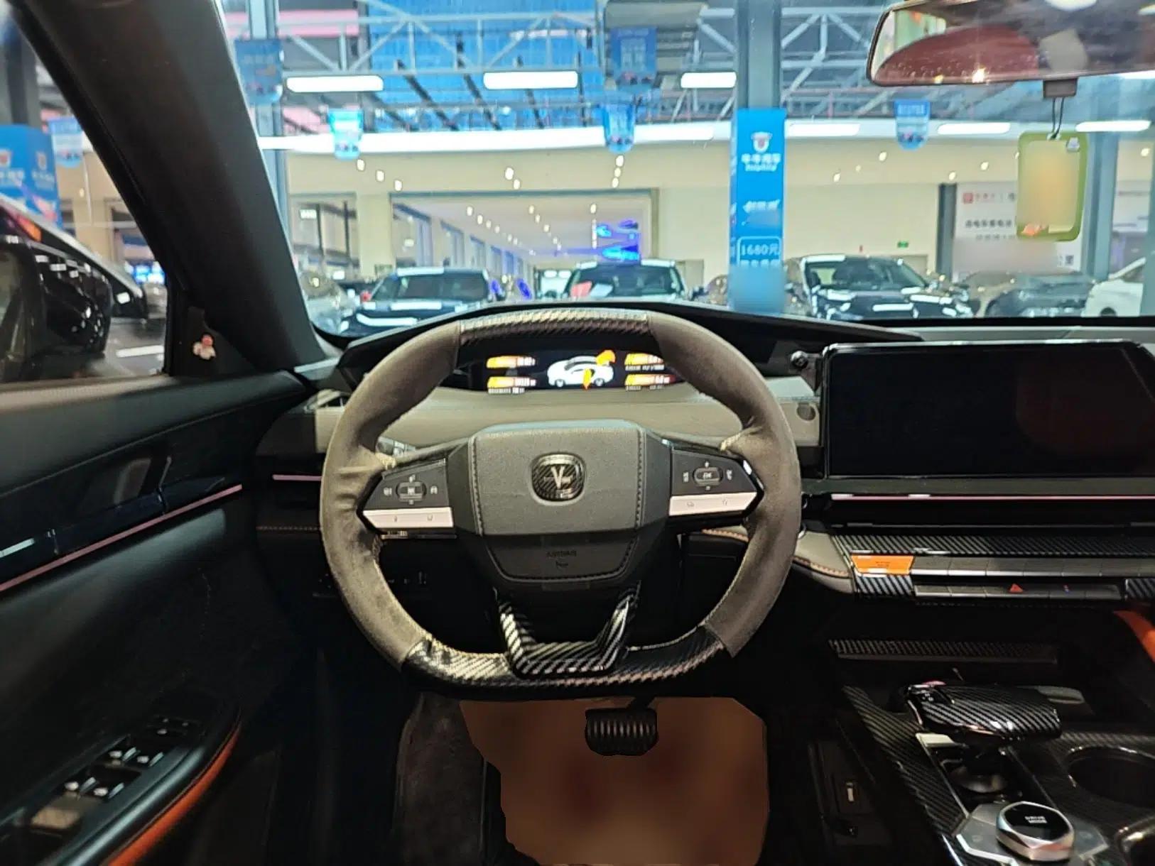 CHANGAN UNI-V iDD 2023 ZhiDian iDD 1.5T 113km ZhiKu Model — миниатюра 14