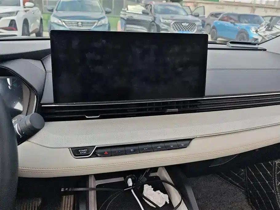 Geely Emgrand L HiP 2022 1.5TD-DHT Pro 100KM Super Net — миниатюра 13