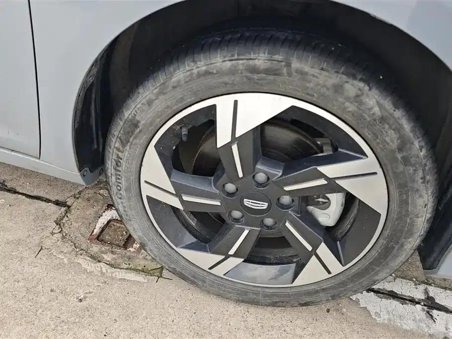 Geely Emgrand L HiP 2022 1.5TD-DHT Pro 100KM Super Net — миниатюра 6