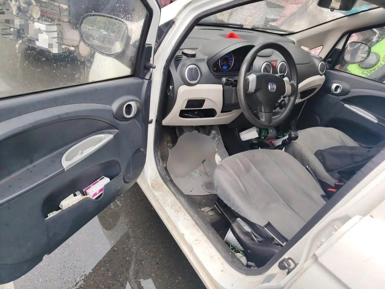 CHANGAN Benni mini 2012 1.0L Manual Family Edition China V Standard — миниатюра 17