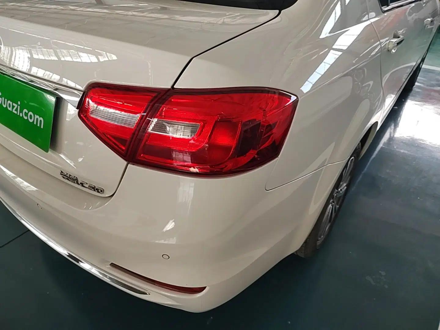 Great Wall C30 2016 1.5L Manual Luxury Model — миниатюра 7