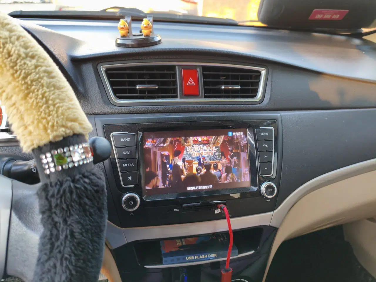 Great Wall C30 2013 1.5L Manual Luxury Model — миниатюра 14