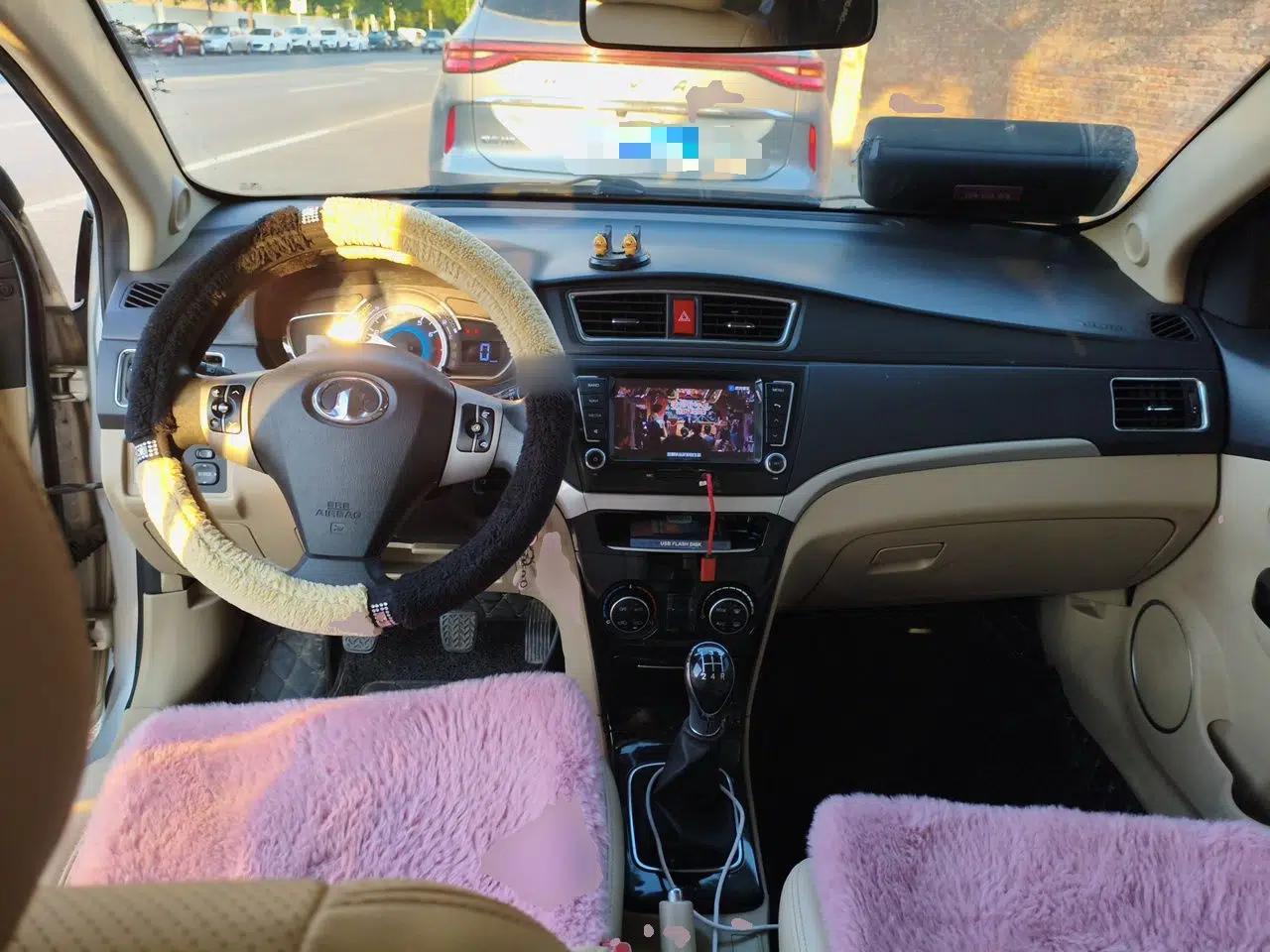 Great Wall C30 2013 1.5L Manual Luxury Model — миниатюра 10