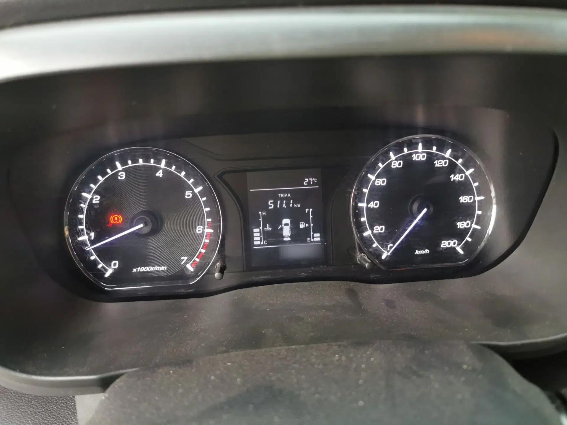 CHANGAN OSHAN X70A 2018 1.5L Manual Standard Edition — миниатюра 10