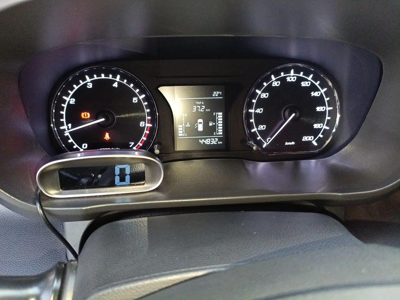 CHANGAN OSHAN X70A 2018 1.5L Manual Comfort Model — миниатюра 12