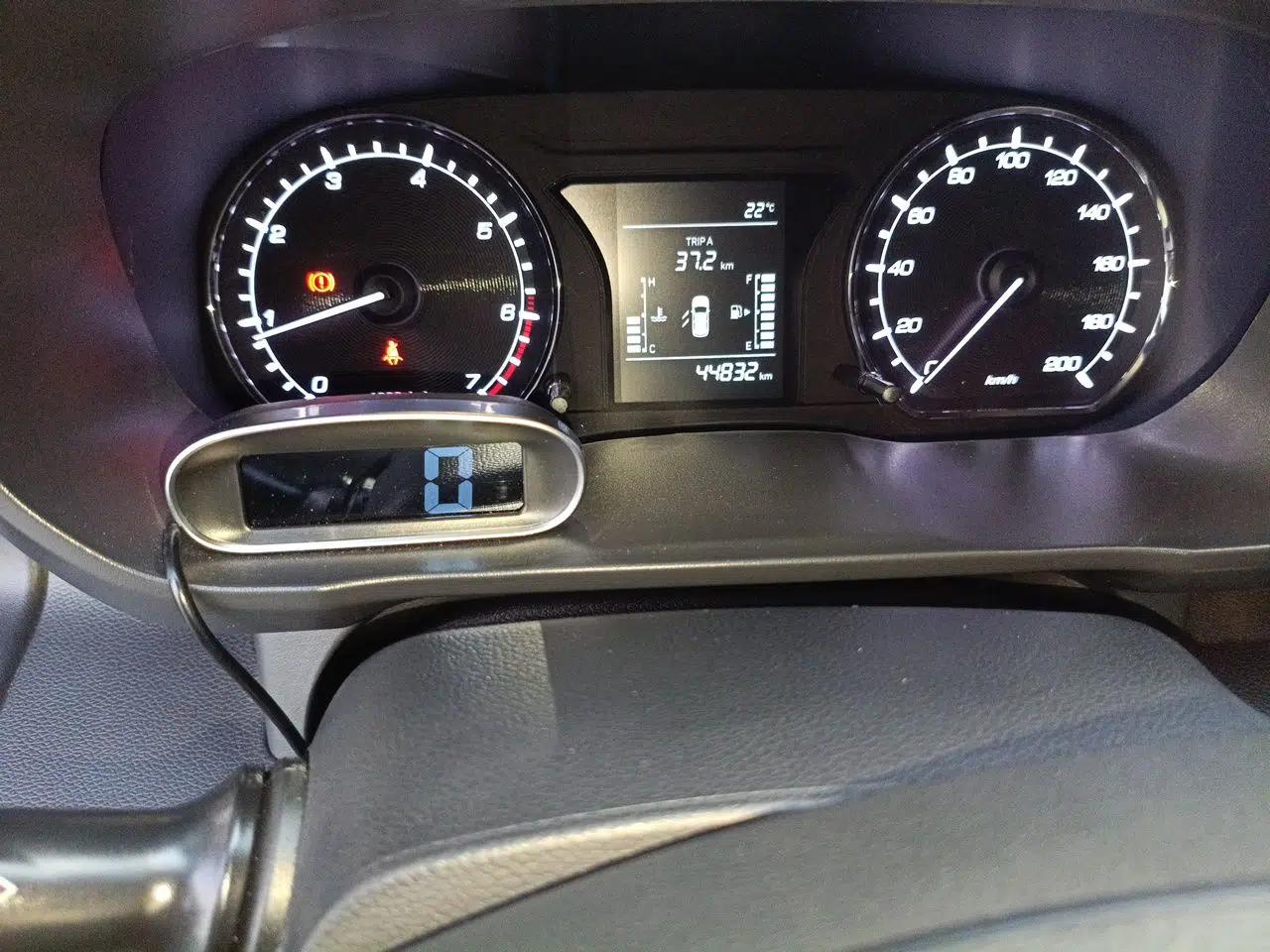 CHANGAN OSHAN X70A 2018 1.5L Manual Comfort Model — миниатюра 13