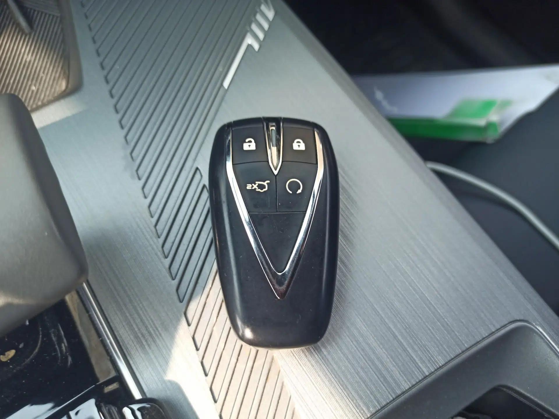 CHANGAN OSHAN Z6 New Energy 2023 ZhiDian iDD 150KM Flagship PLUS — миниатюра 17
