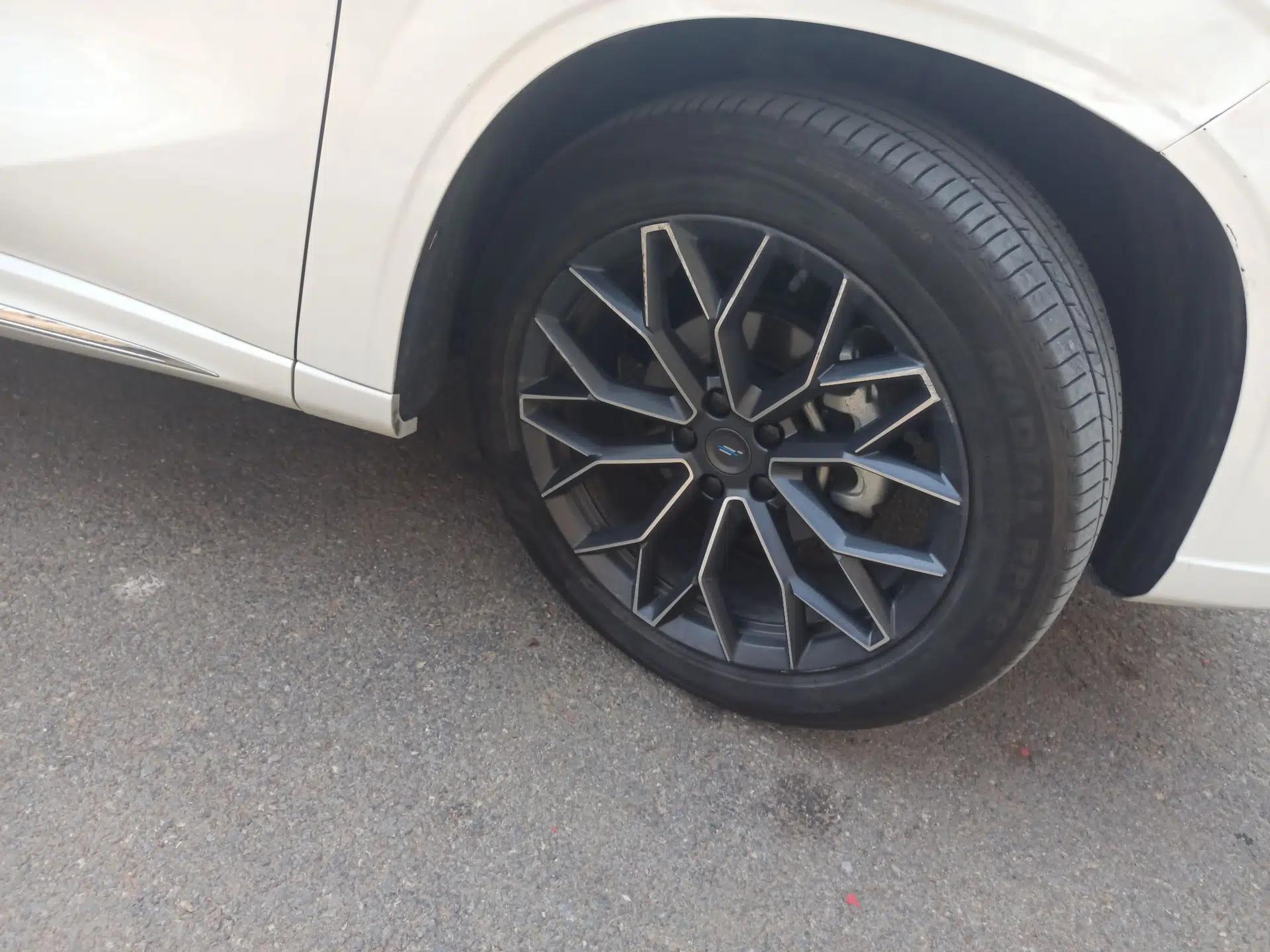CHANGAN OSHAN Z6 New Energy 2023 ZhiDian iDD 150KM Flagship PLUS — миниатюра 8