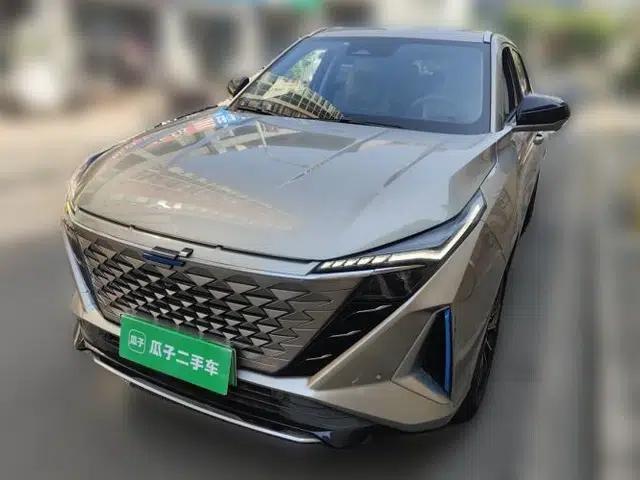 CHANGAN OSHAN Z6 New Energy 2022 Facelift Blue Whale iDD 150KM Flagship PLUS Smart Parking Edition