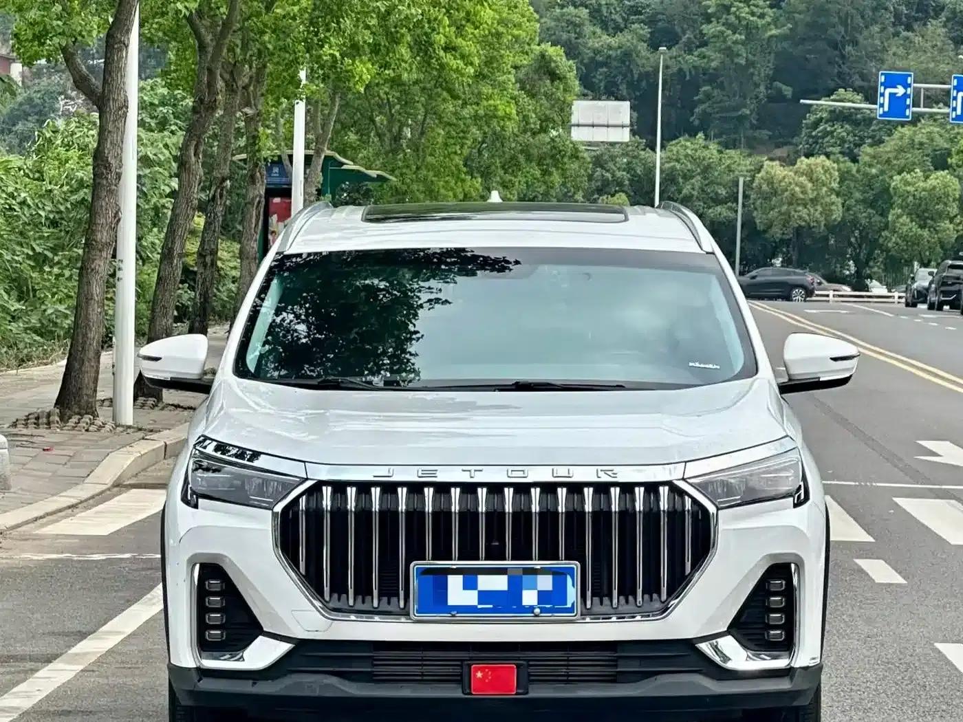 Jetour X90 PLUS 2024 1.6TD DCT Family Fun Edition 7-Seater — миниатюра 2