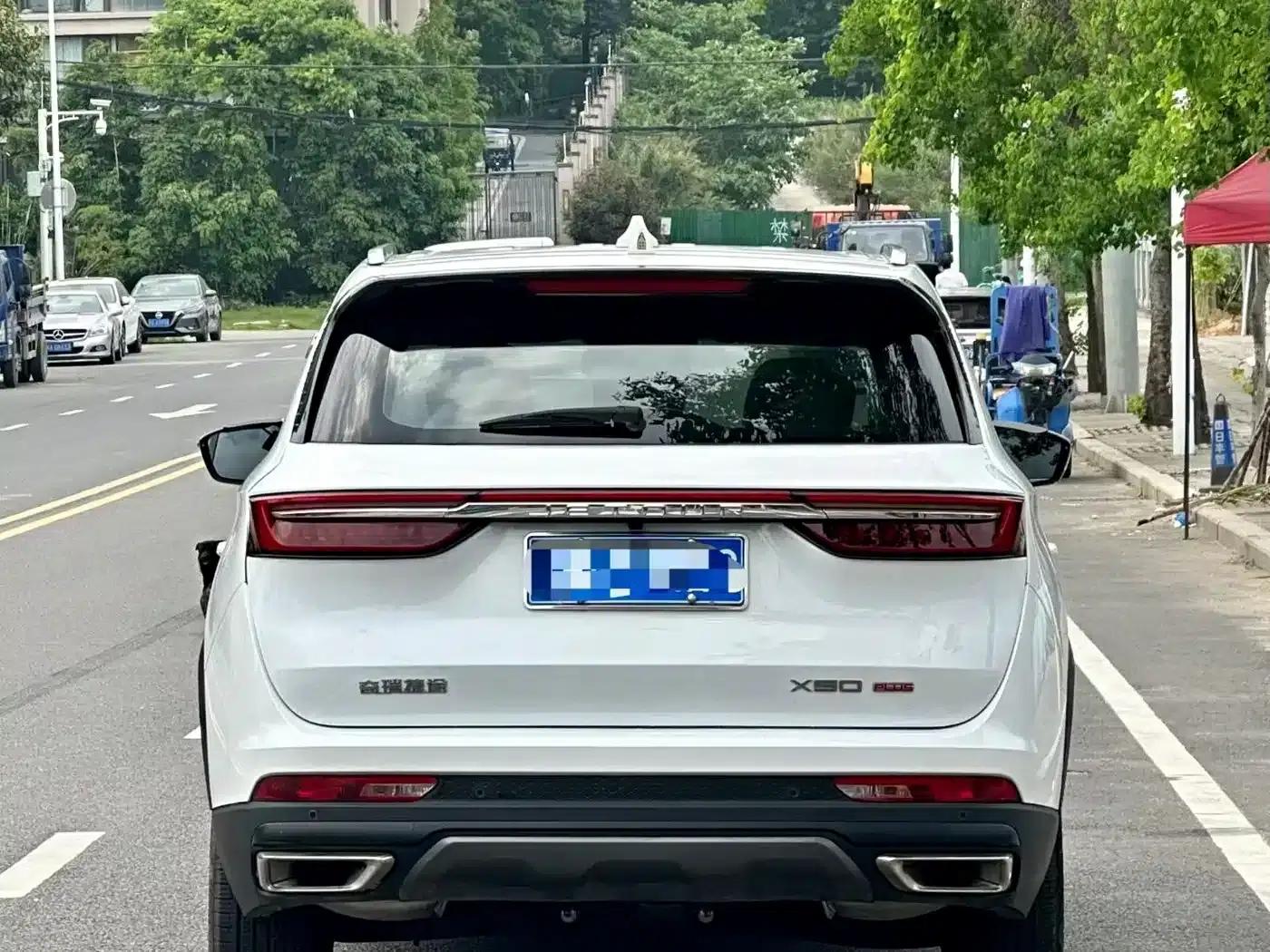 Jetour X90 PLUS 2024 1.6TD DCT Family Fun Edition 7-Seater — миниатюра 5