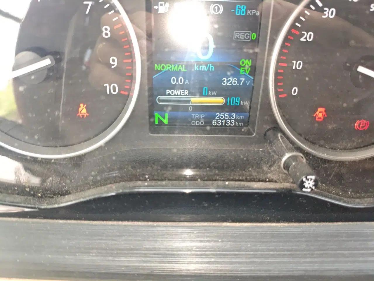 CHANGAN KUAYUE Xing V7 EV 2023 250km Dual-Door Smart Enjoyment Version 2 Seats — миниатюра 13