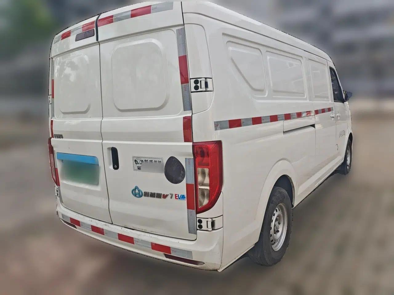 CHANGAN KUAYUE Xing V7 EV 2023 250km Dual-Door Smart Enjoyment Version 2 Seats — миниатюра 6