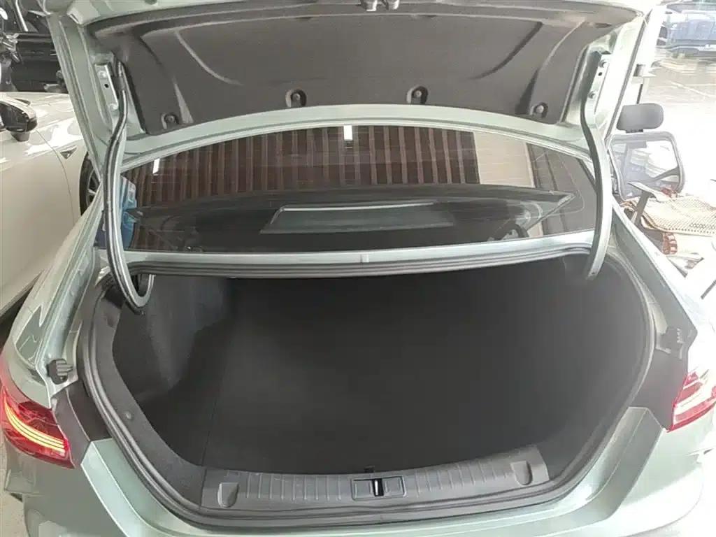 Geely Geometry G6 2024 500KM Premium Edition — миниатюра 19
